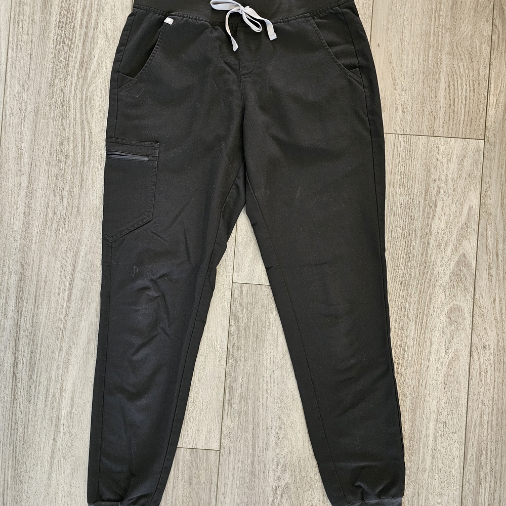 Womens Figs Joggers in medium tall